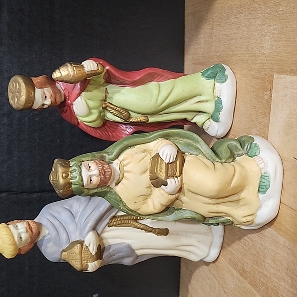 VTG 11-Piece Hand-Painted Porcelain Nativity Set, Baby Jesus Christmas Religious - Picture 4 of 12